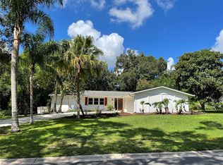 506 Nantucket Dr, Temple Terrace, FL 33617