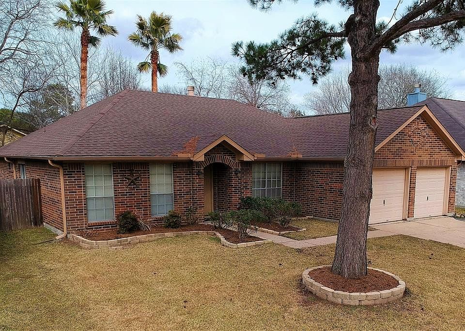 1st image of 24022 Whitefield Ln