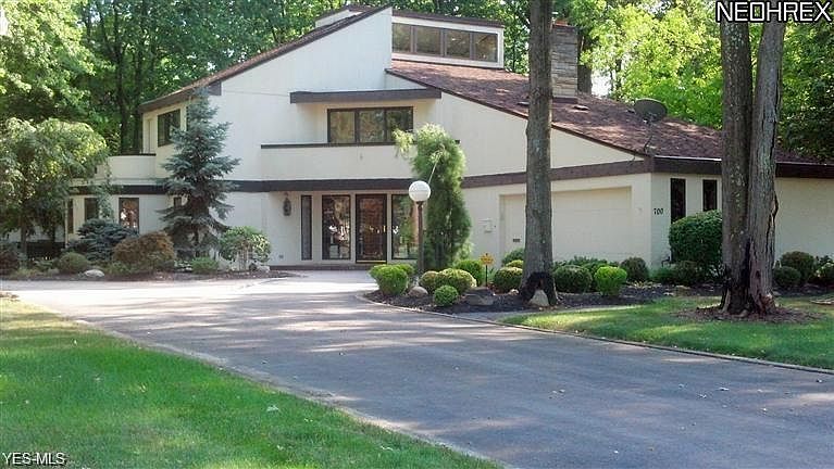 1st image of 700 Greenlawn Ave