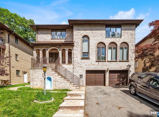1498 15th St, Fort Lee, NJ 07024