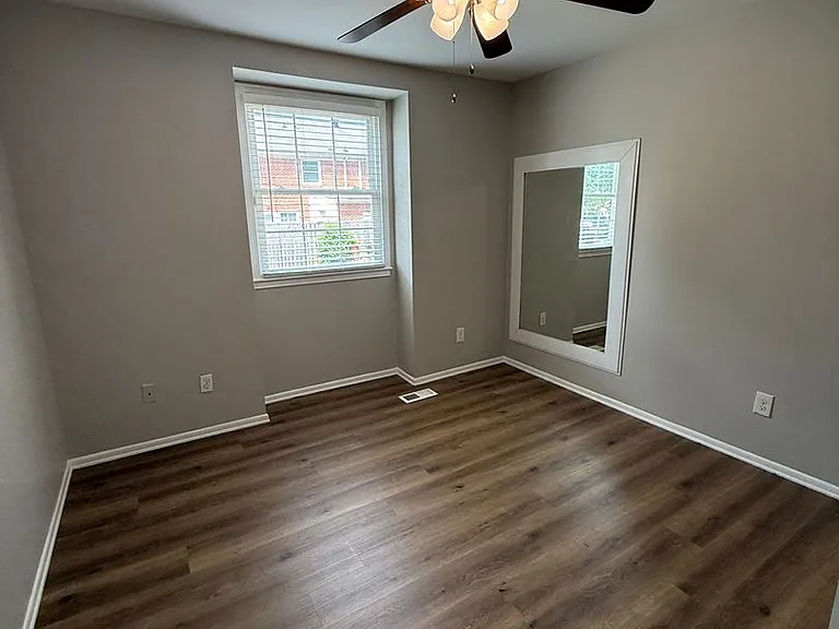 8320 Knights Bridge Rd — Photo 2