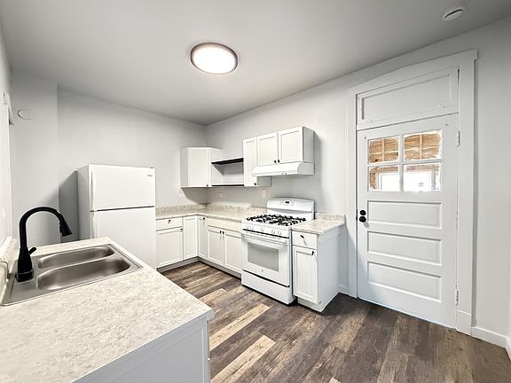 4th image of 6018 W North Ave #3