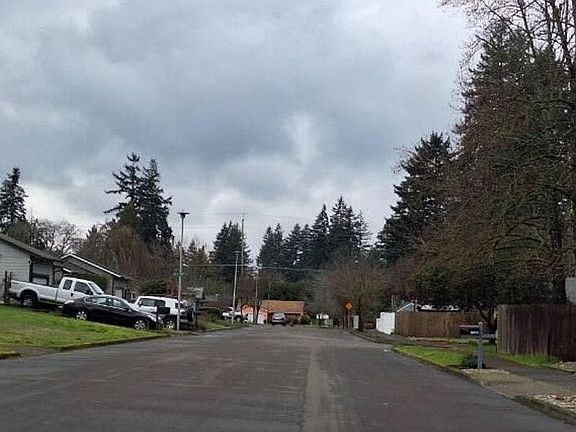 5th image of 13903 NE 47th St