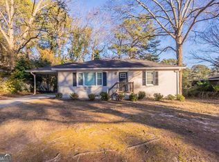 2196 Knoll Dr, Decatur, GA 30032