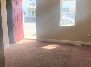 22 Main St W, Ashville, OH 43103