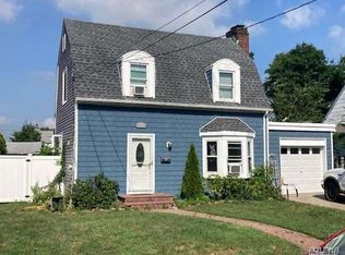 2410 Guenther Ct, Baldwin, NY 11510