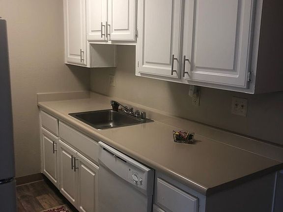 3rd image of 7475 Stockton Blvd APT 70