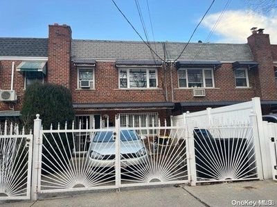 4028 De Reimer Avenue, Bronx, NY, 10466