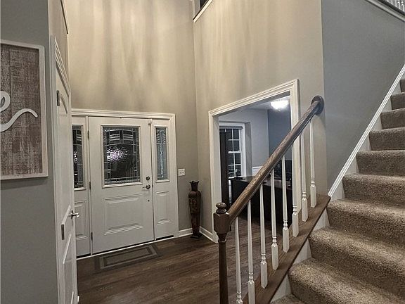 4th image of 448 Northwoods Ave