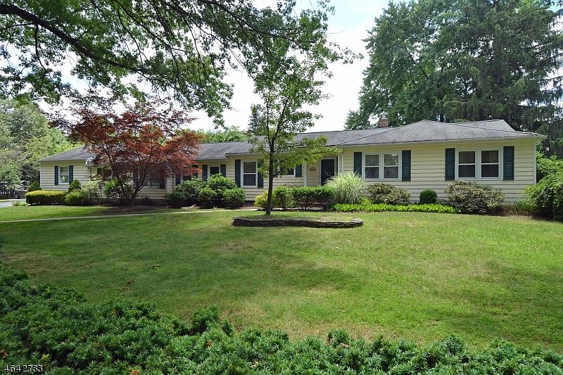 1st image of 404 Patton Pl