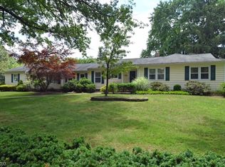 404 Patton Ave, Wyckoff, NJ 07481
