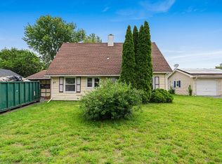 27 Pond Ln, Willingboro, NJ 08046