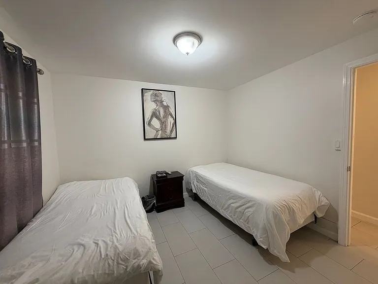 3346 Kanaina Ave — Photo 30