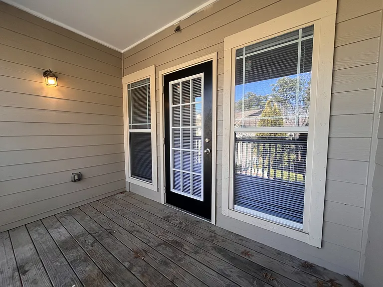 Wesley Kensington Apartments at Stonecrest — Photo 472