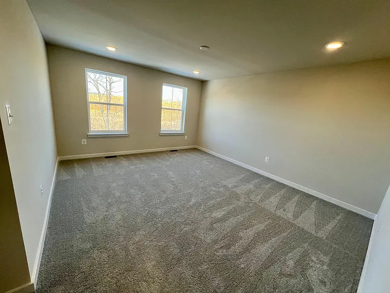28 Shamrock Cir — Photo 15