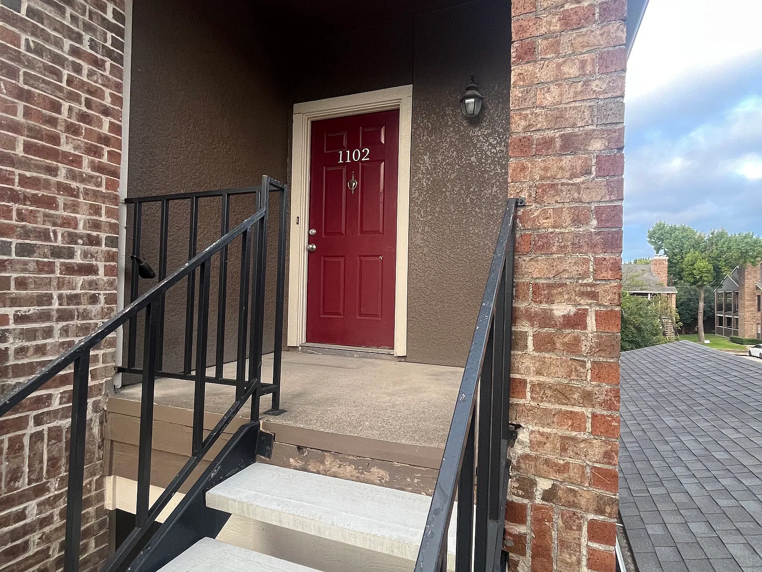 2 bed, 1124 sqft, $1,750 — Photo 2