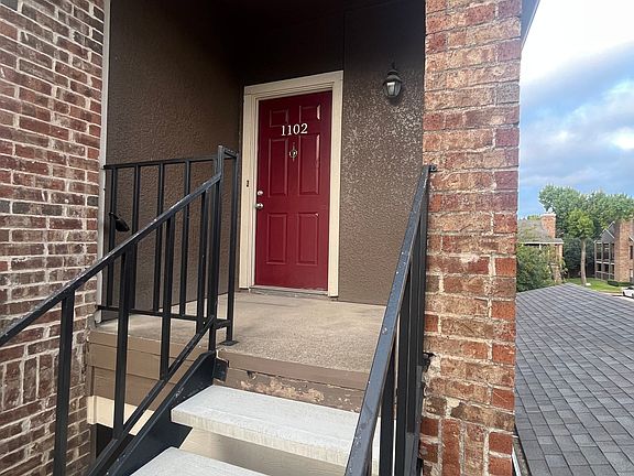 2nd image of 5859 Frankford Rd APT 1102