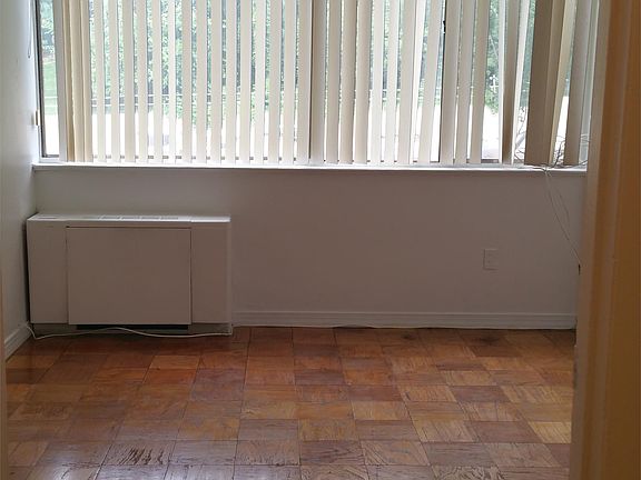 5th image of 4520 King St APT 206