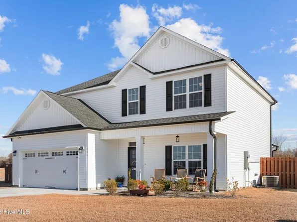 606 Turkey Trot Trail, Maysville, NC 28555