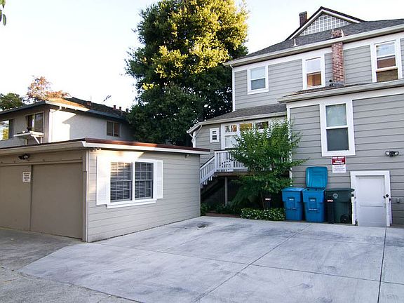 3rd image of 219 Ramona St APT 2