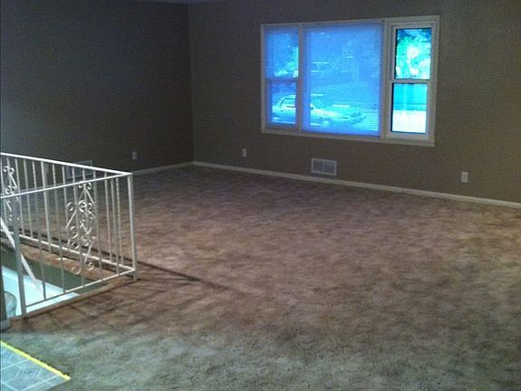 2nd image of 2064 Edward St