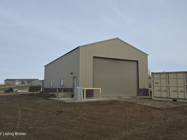 2217 126h Ave NW, Watford City, ND 58854