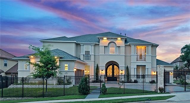 1st image of 12106 Toscana Way