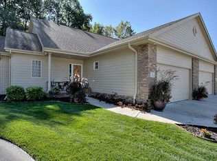 126 Greenview Cir, Council Bluffs, IA 51503