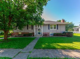 900 Falcon Dr, Harrisonville, MO 64701