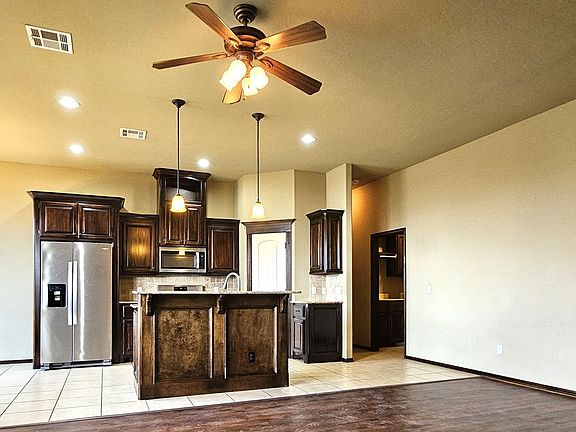4th image of 3401 Ashton Dr