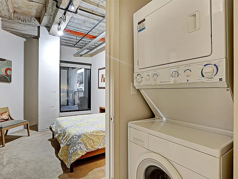917 Main St #503 — Photo 15