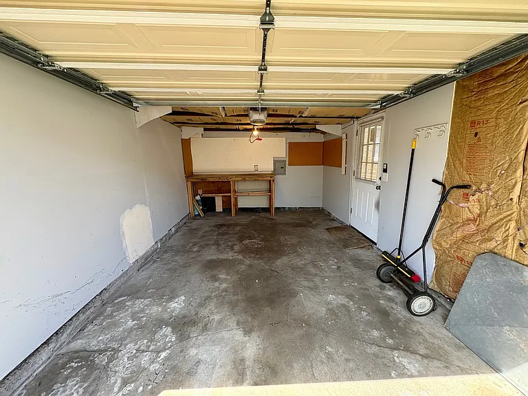 8028 Jones Ave NW — Photo 15