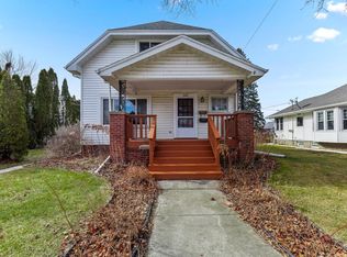 2204 S 7th St, Sheboygan, WI 53081