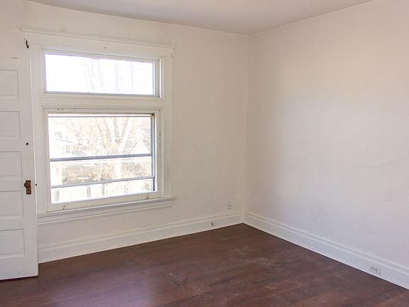 5th image of 3580 Edwards Rd