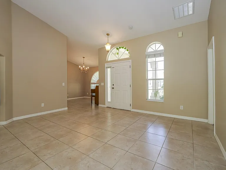 113 Stony Point Dr — Photo 7