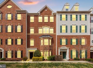 7310 Brunson Cir, Gainesville, VA 20155