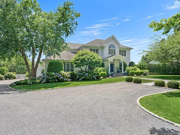 9 Millfarm Lane, Water Mill, NY 11968
