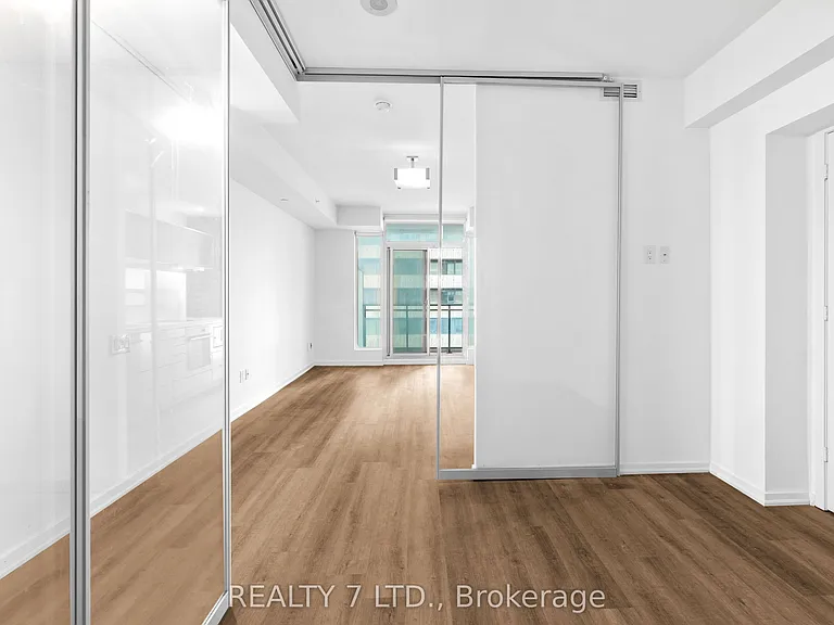 45 Charles St E #1808 — Photo 21