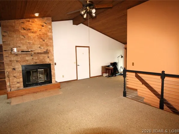 1144 Ha Ha Tonka Rd, Camdenton, MO 65020