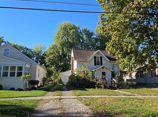 1138 E Hunt St, Adrian, MI 49221