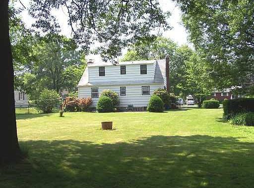 2nd image of 46 Morris Ave