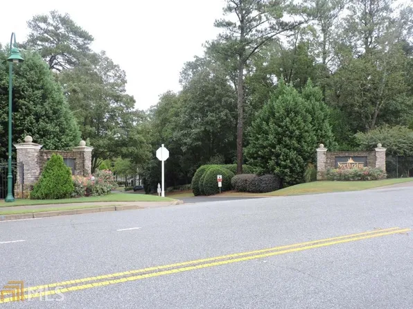 6435 Oakleaf Way, Morrow, GA 30260