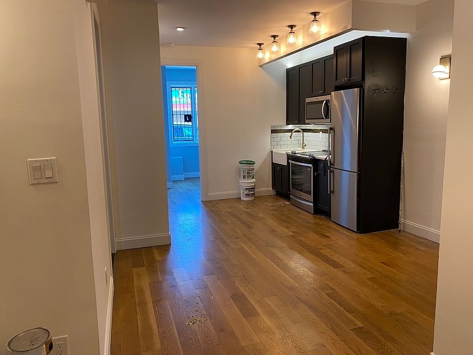 1st image of 221 Clarkson Ave #1X