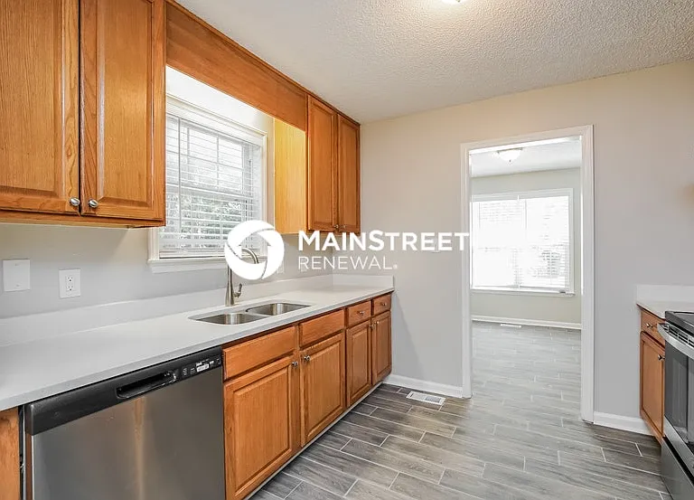 6408 Silver Spring Ct — Photo 6