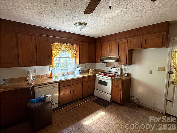 5th image of 10100 Starwood Dr