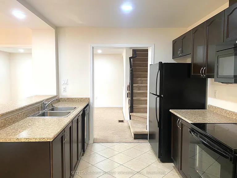 39 Suitor Ct — Photo 9