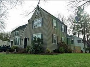 276 Grove Ave, Metuchen, NJ 08840