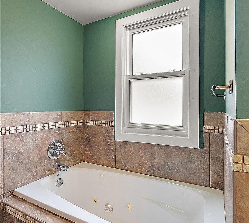 23802 Elmira St, photo 21