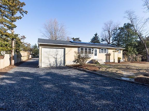 2nd image of 30 S Old Tuckahoe Rd