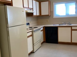 41 Fairmount Pl APT 2, Leominster, MA 01453